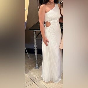 Forever 21 One Shoulder White Dress